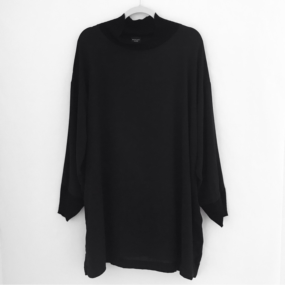 BITTE KAI RAND Black Linen Blend Tunic With Cashmere Blend Mock Neck and Cuffs